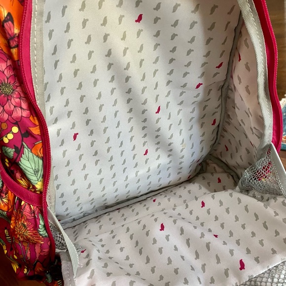 Sakroots Backpack: Raspberry In Bloom, Pink, padded laptop bag, Artists Circle - Picture 10 of 16